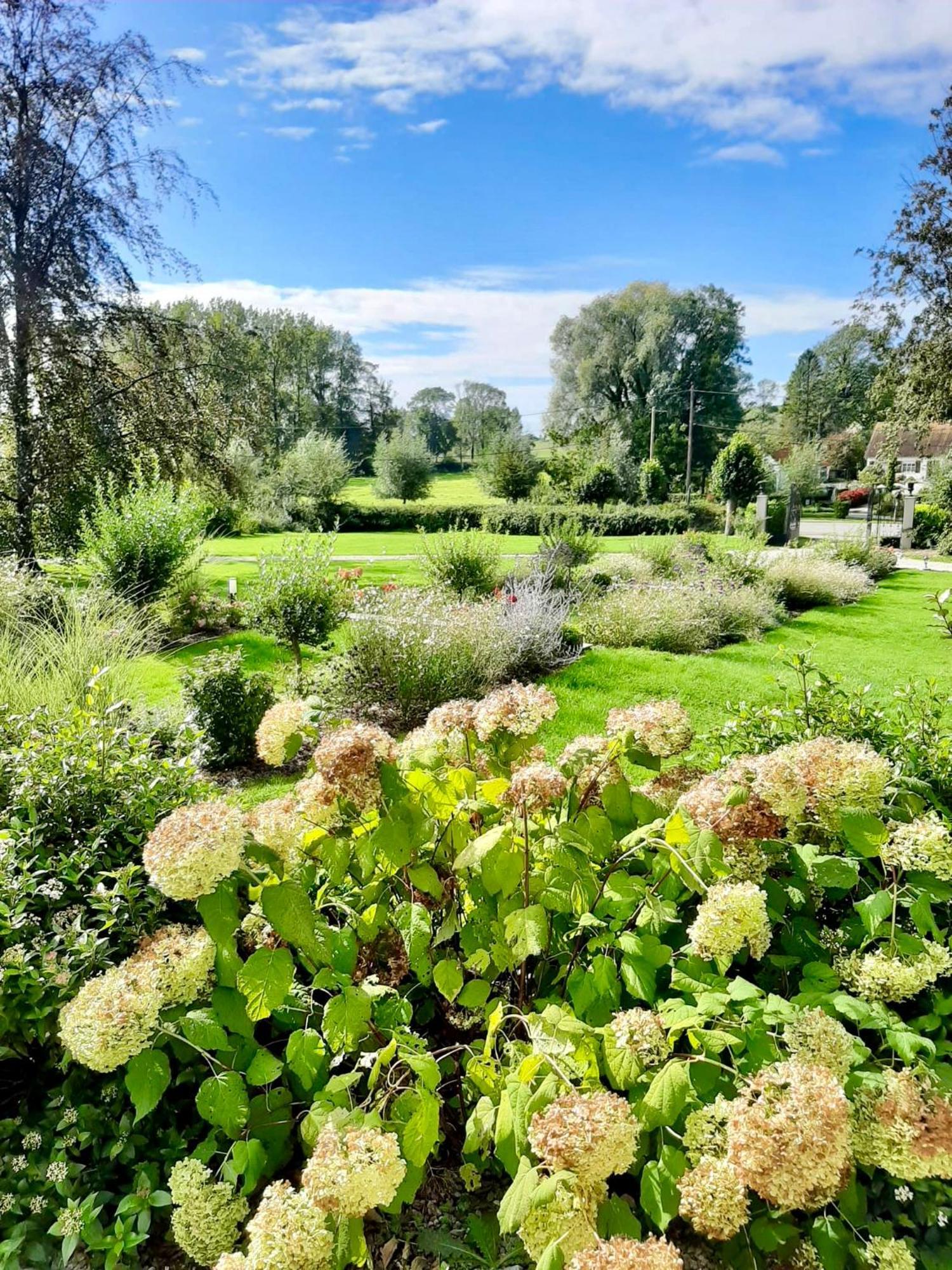 Bed and Breakfast Domaine De La Course Doudeauville Exterior foto